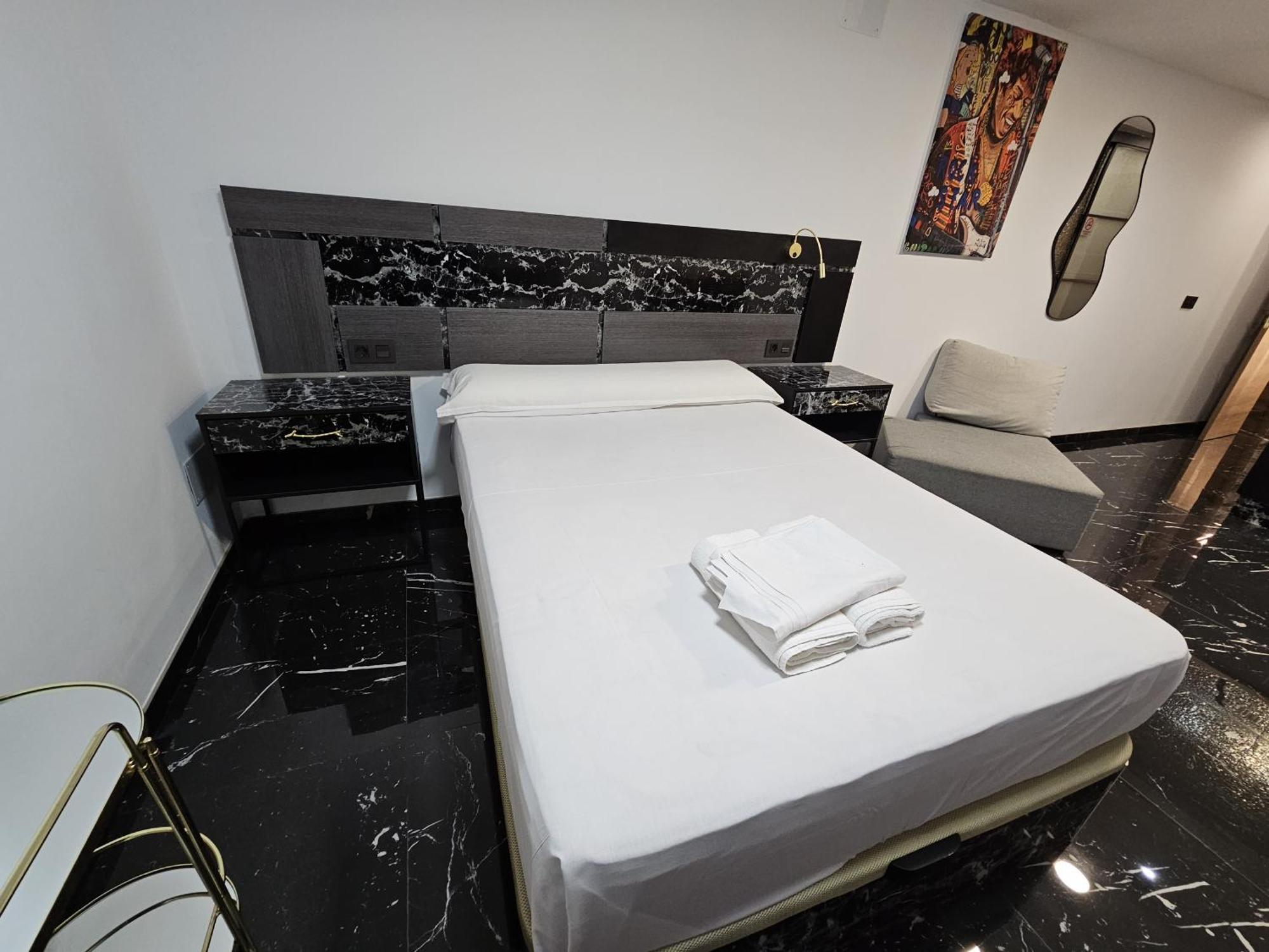Apartamentos Benidorm Black Eksteriør bilde