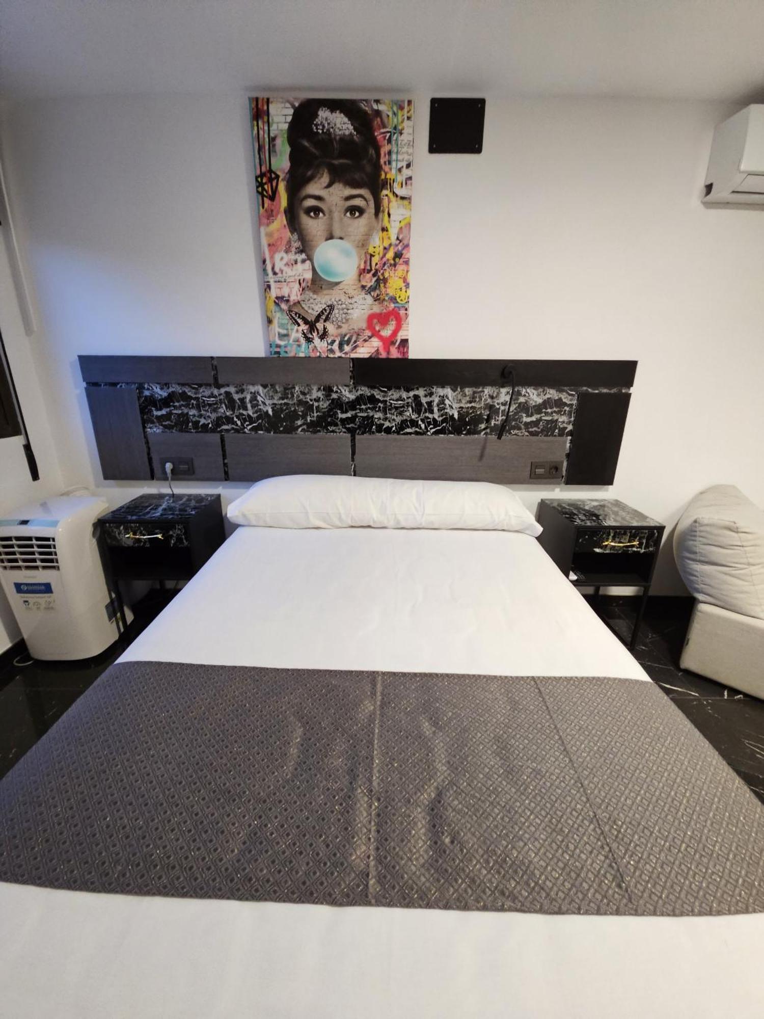 Apartamentos Benidorm Black Eksteriør bilde