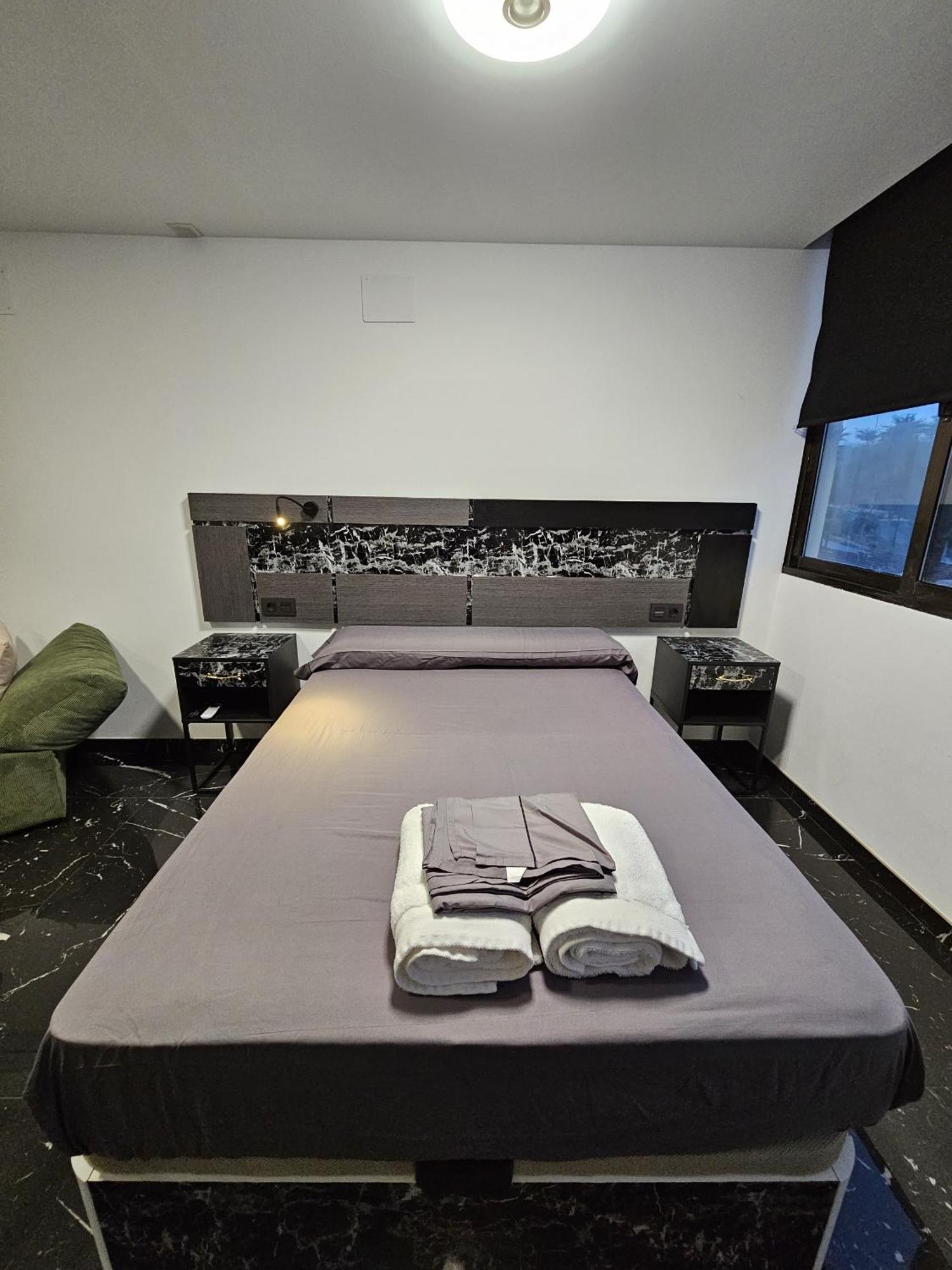 Apartamentos Benidorm Black Eksteriør bilde